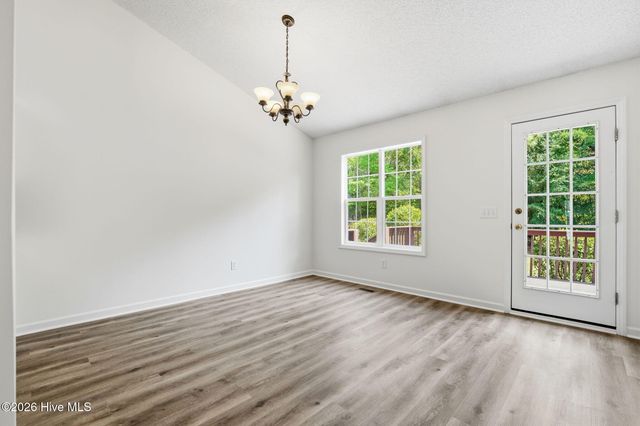 11 Fur Court W, Pinehurst, NC 28374