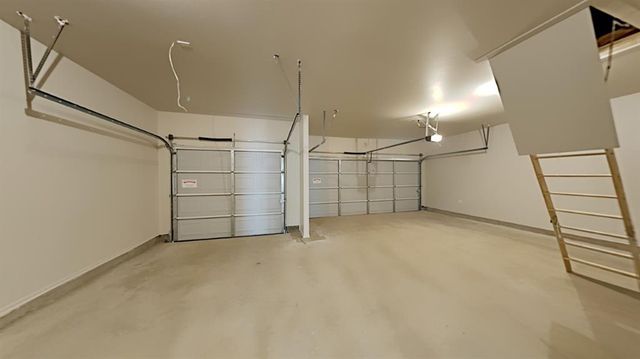 9904 Glover River Drive, Yukon, OK 73099