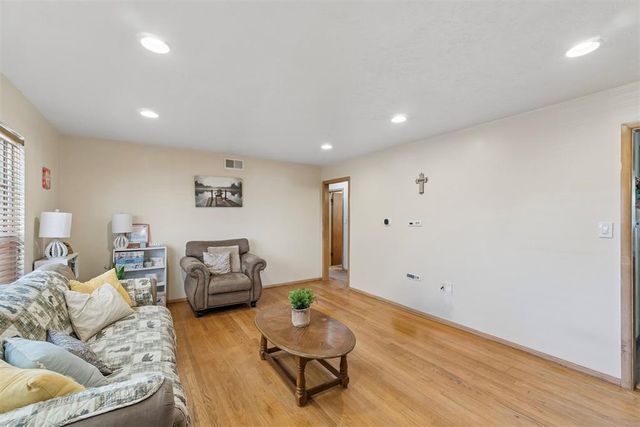 3617 Mt Pleasant Drive, Midwest City, OK 73110