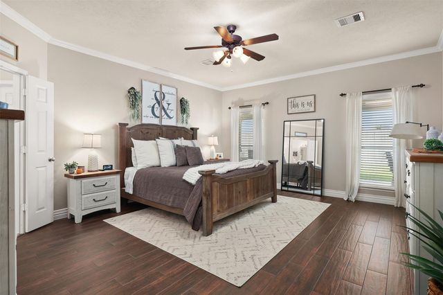 2202 Tracy Way, Deer Park, TX 77536