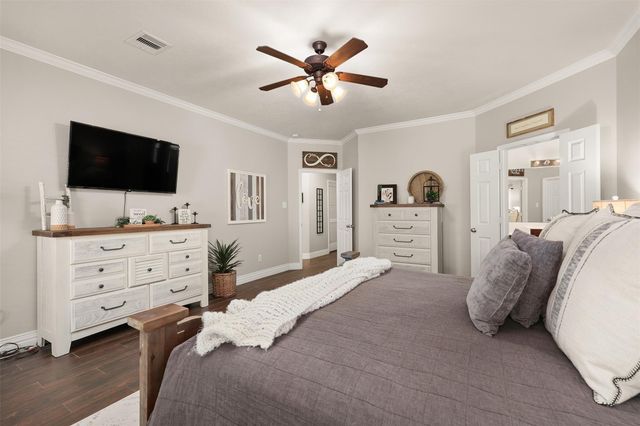 2202 Tracy Way, Deer Park, TX 77536