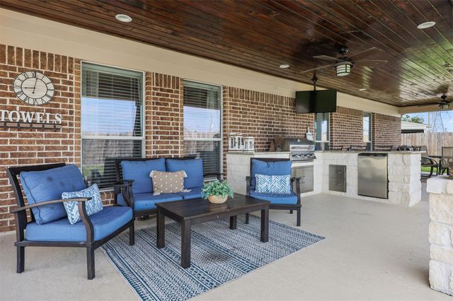 2202 Tracy Way, Deer Park, TX 77536
