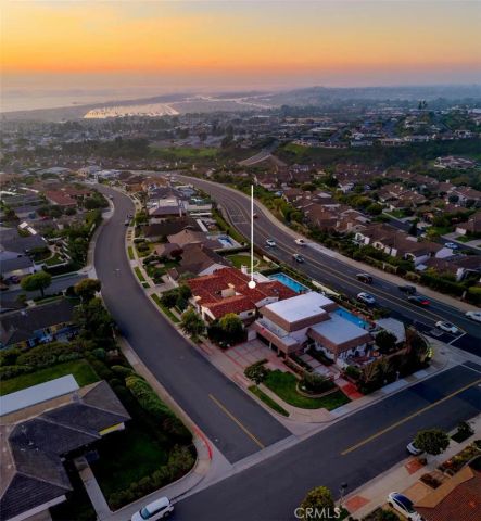 1033 Tiller, Corona Del Mar, CA 92625