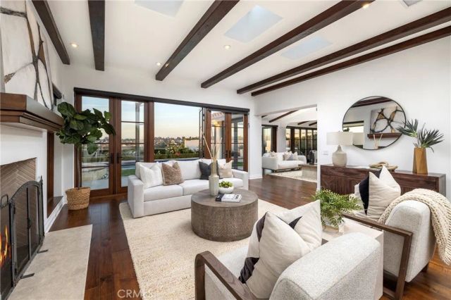 1033 Tiller, Corona Del Mar, CA 92625