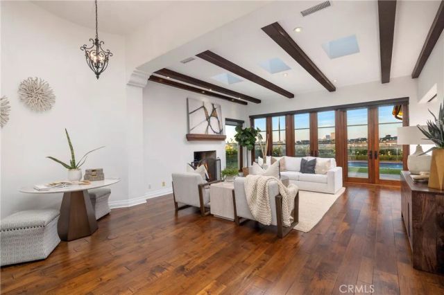 1033 Tiller, Corona Del Mar, CA 92625