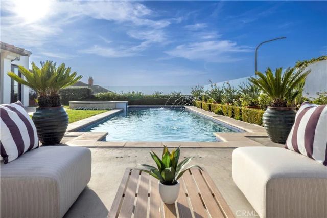 1033 Tiller, Corona Del Mar, CA 92625