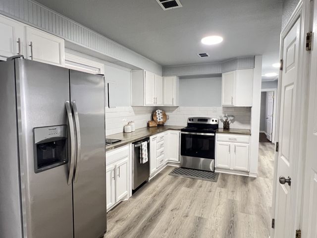 725 E Main Street, Denison, TX 75021