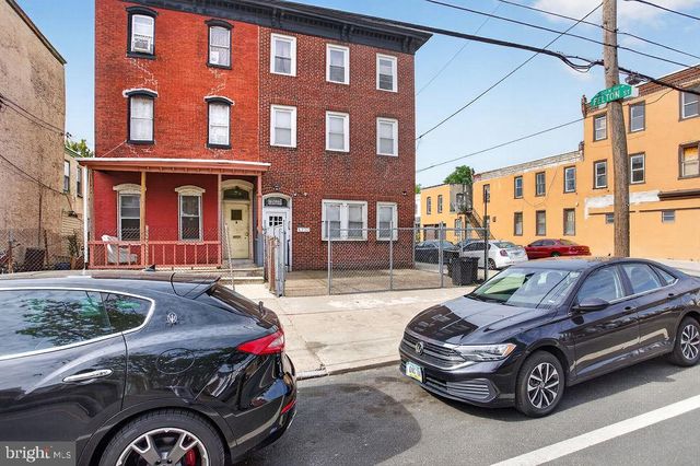 6220 VINE ST, Philadelphia, PA 19139
