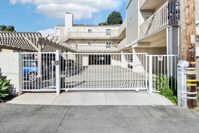 503 N Tremont Street G, Oceanside, CA 92054