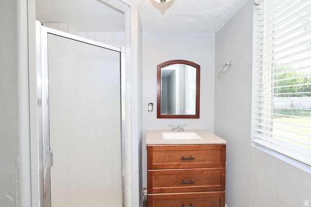 2565 W 3950 S, Roy, UT 84067