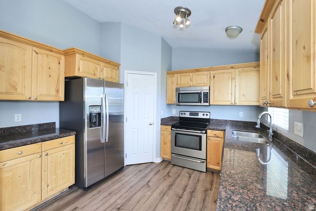 2565 W 3950 S, Roy, UT 84067