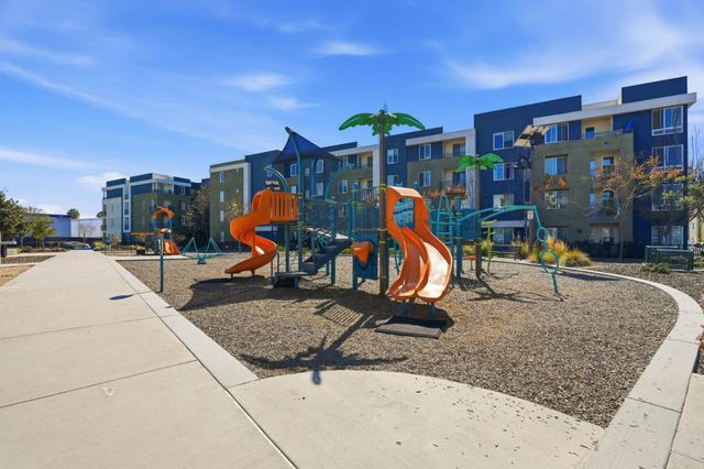 1985 Mahuron, San Jose, CA 95133