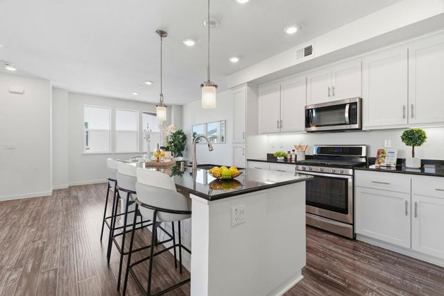 1985 Mahuron, San Jose, CA 95133