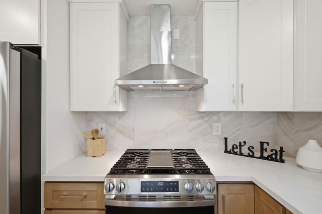 2638 Eaton Avenue, Redwood City, CA 94062