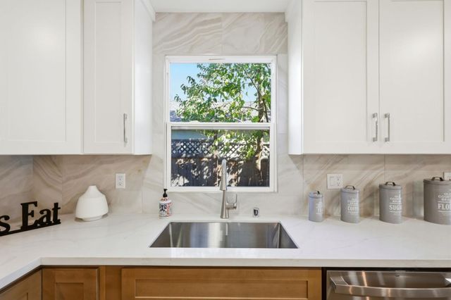 2638 Eaton Avenue, Redwood City, CA 94062