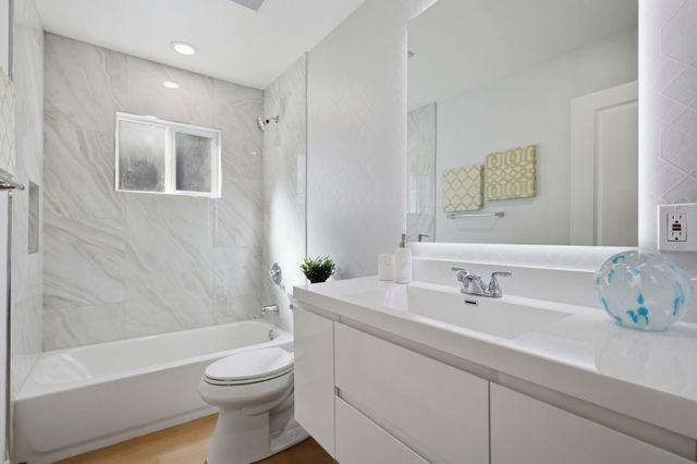 2638 Eaton Avenue, Redwood City, CA 94062