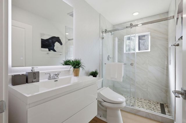 2638 Eaton Avenue, Redwood City, CA 94062