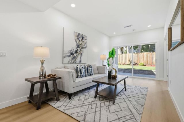 2638 Eaton Avenue, Redwood City, CA 94062