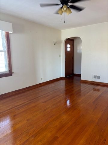 5 Westwood Drive, Mt Vernon, IL 62864