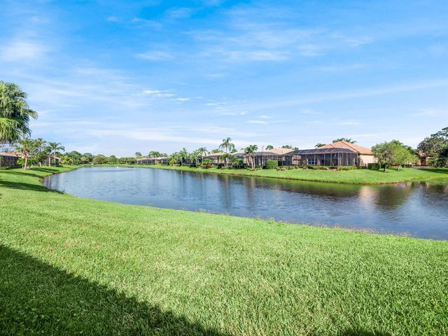 8918 First Tee Road, Port St. Lucie, FL 34986