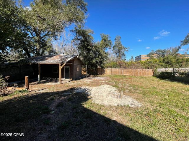 1010 W 12th Court, Panama City, FL 32401