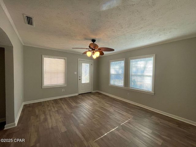 1010 W 12th Court, Panama City, FL 32401