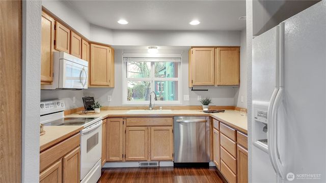 4615 Springfield Lane SE, Lacey, WA 98503