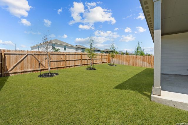 1215 LOS MOCHIS AVENUE, Converse, TX 78109