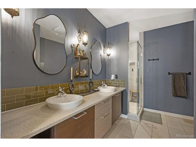 2325 Walnut St 4, Denver, CO 80205