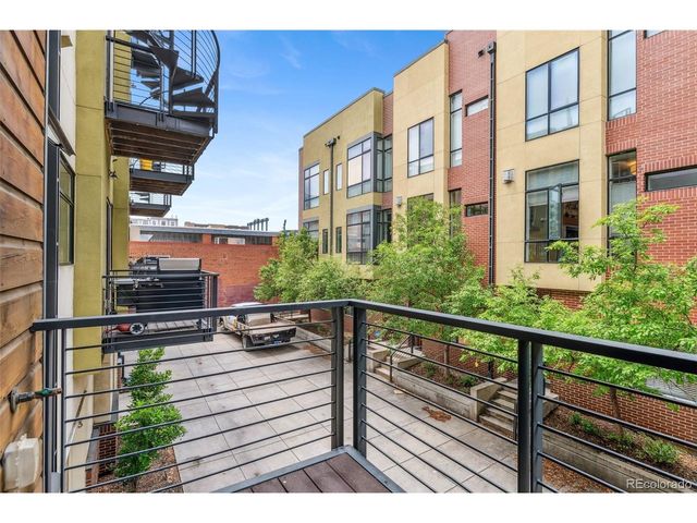 2325 Walnut St 4, Denver, CO 80205