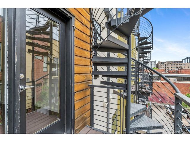 2325 Walnut St 4, Denver, CO 80205
