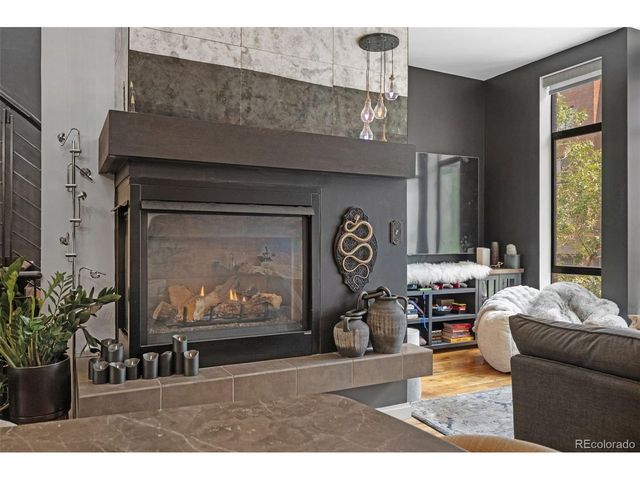 2325 Walnut St 4, Denver, CO 80205