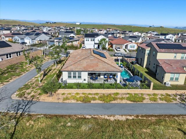 4314 Little Canyon Drive, Madera, CA 93636