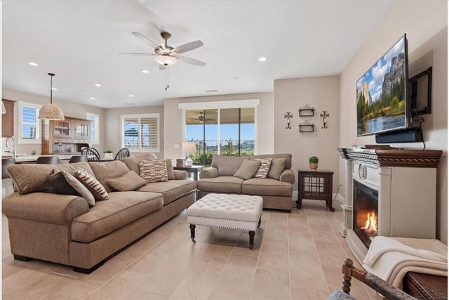 4314 Little Canyon Drive, Madera, CA 93636