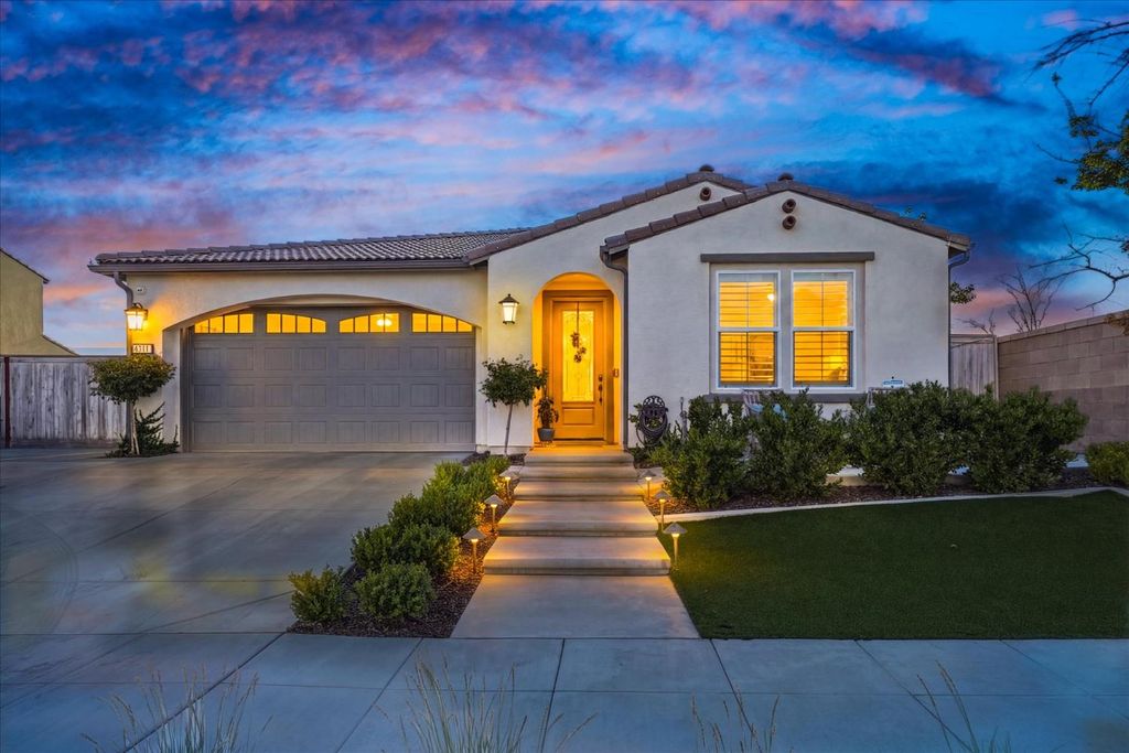 4314 Little Canyon Drive, Madera, CA 93636