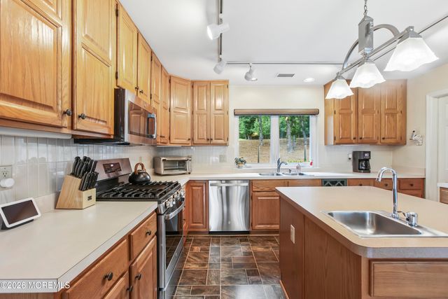 1840 Paterson Avenue, Whiting, NJ 08759