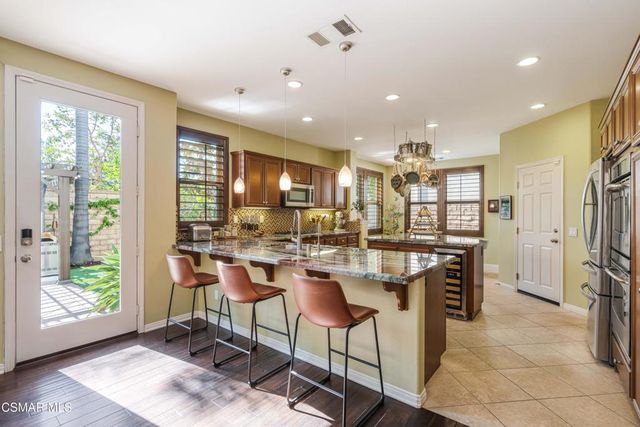 6625 Pinnacle Way, Moorpark, CA 93021