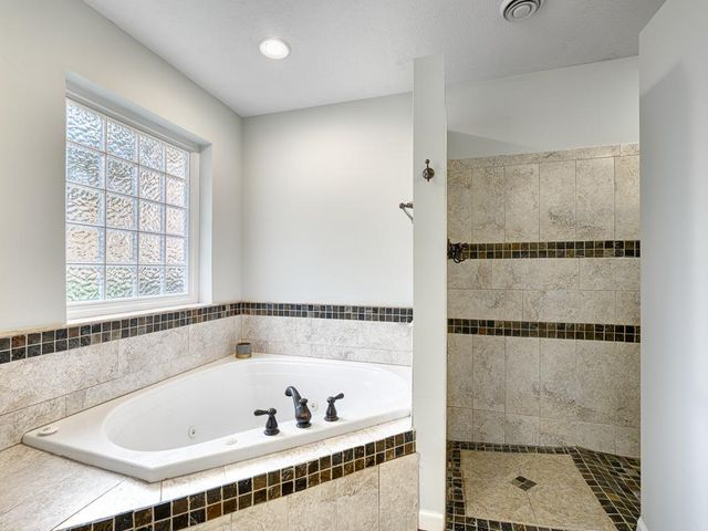 3906 Arthur Street NE, Columbia Heights, MN 55421