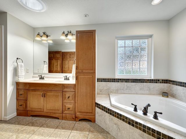 3906 Arthur Street NE, Columbia Heights, MN 55421