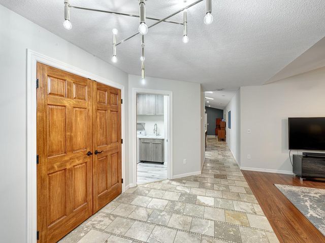 3906 Arthur Street NE, Columbia Heights, MN 55421