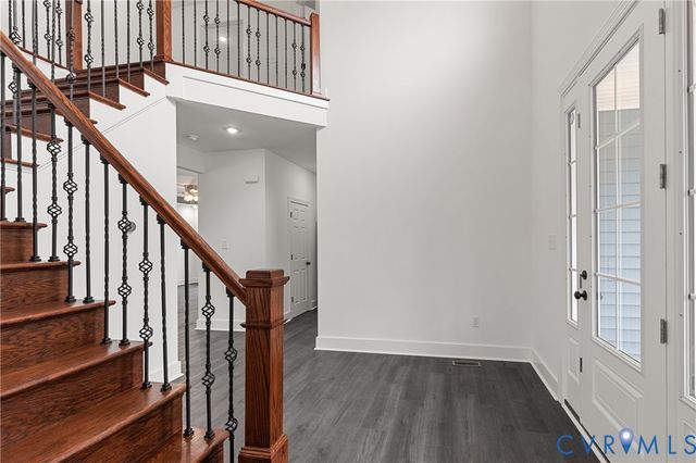 103 S Dunlop St, Petersburg, VA 23803