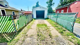 1010 WOODLAND AVE, Millville, NJ 08332