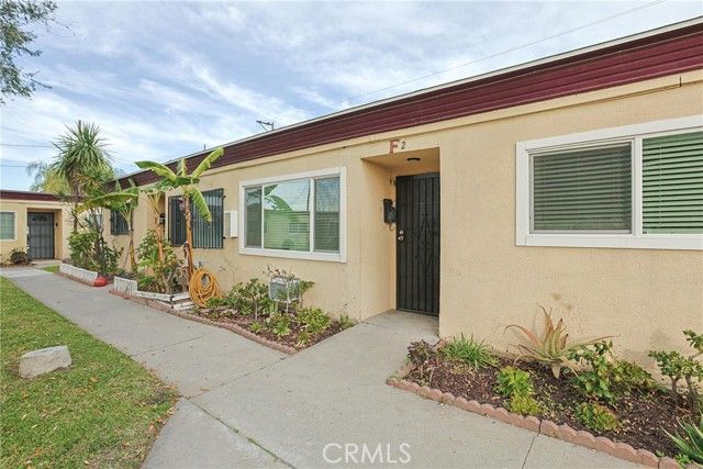 4109 W 5th F2, Santa Ana, CA 92703