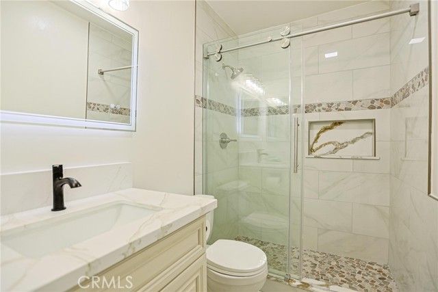 4109 W 5th F2, Santa Ana, CA 92703