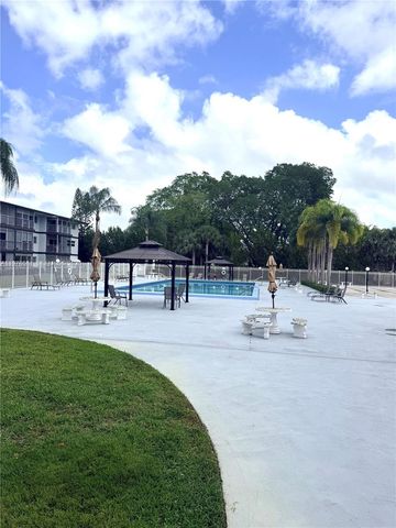 1101 Hillcrest Ct 206, Hollywood, FL 33021