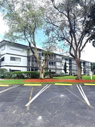 1101 Hillcrest Ct 206, Hollywood, FL 33021