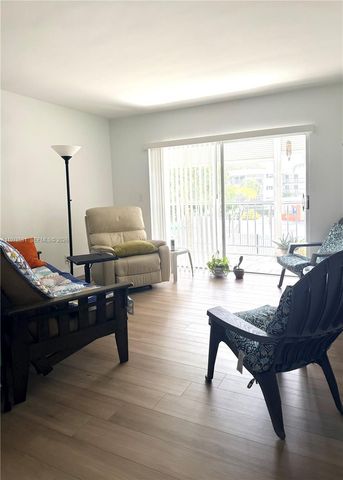 1101 Hillcrest Ct 206, Hollywood, FL 33021