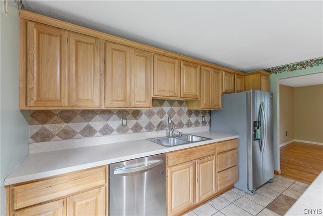 6643 East Taft Road, Cicero, NY 13057
