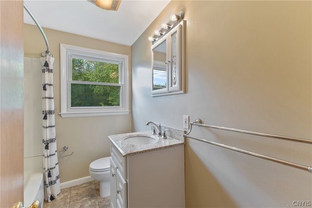 6643 East Taft Road, Cicero, NY 13057