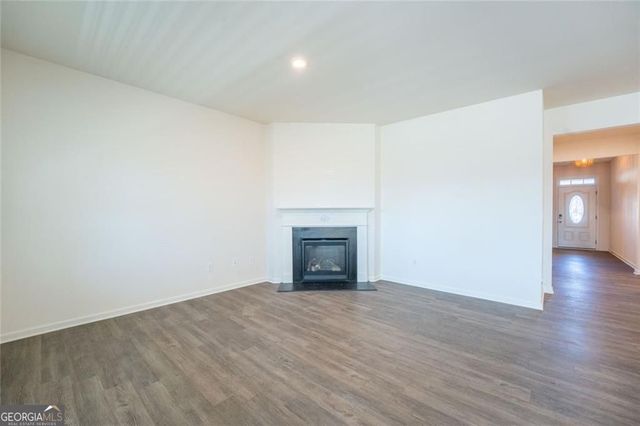 5480 Barberry Avenue, Oakwood, GA 30566